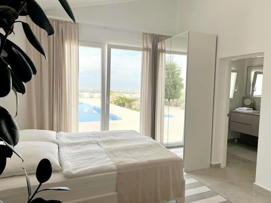Zoo Con Vistas Al Mar, Al Castillo De Y Al Montgo Apartment